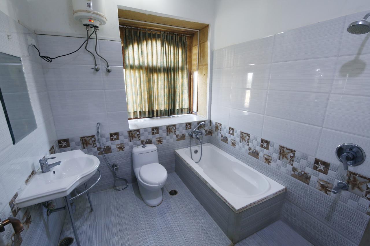 Hotel Neeraj ジャイサルメール エクステリア 写真
